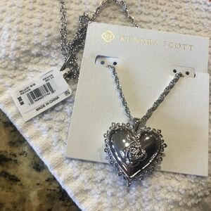 NWT Kendra Scott silver Mallory Rose Heart locket necklace.